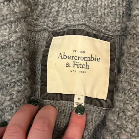 Abercrombie & Fitch V Neck Knit Sweater Heather Gray Size M - Picture 6 of 6